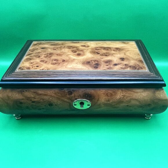 Italian Music Jewelry Box Burl Wood Veneer Felt Lined Unchained Melody Key SFMBC - Picture 1 of 15
